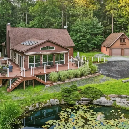 The Catskill Getaway • Near Bethel Woods & Hiking & HOT TUB