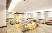 CAL KING BED, FREE PARKING PASS FOR 1 CAR, BY DOWNTOWN & CLINIC - Condos