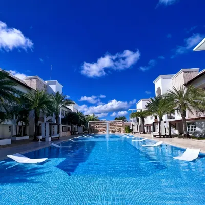 Cap Cana | Cozy 2BR: Pools, Beaches, Marina & Golf 鄰近土著眼生態公園的酒店