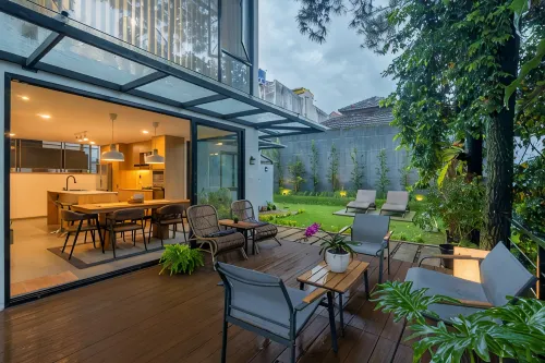 Pine Breeze W/ Backyard - 4-Star