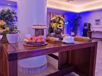Mercure Salvador Rio Vermelho - breakfast