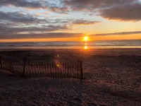 Family Friendly - 1/2 Block To Beach - 4 BR 3 Bath - Driveway Parking!