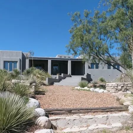 Big Sky Marfa - Quiet, Spacious Adobe with Spectacular WtX Views!