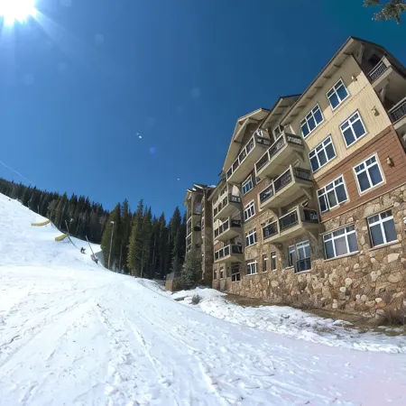 True Ski-in/Ski-Out Luxury at Lone Eagle – Highest 2Br on the Slope Side