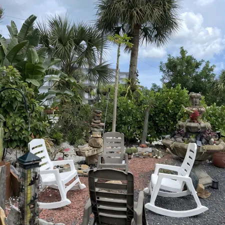 Quiet Island Sanctuary, Private Studio, Sleep Deep, Walk to Beach
