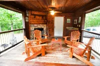 The Wild Buck, A Secluded Cabin that Borders the National Forest