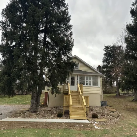 Rio Grande "Dean Lewis" House. Just off campus!