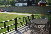 2 Bed /2 bath cabin w/ Lake George access