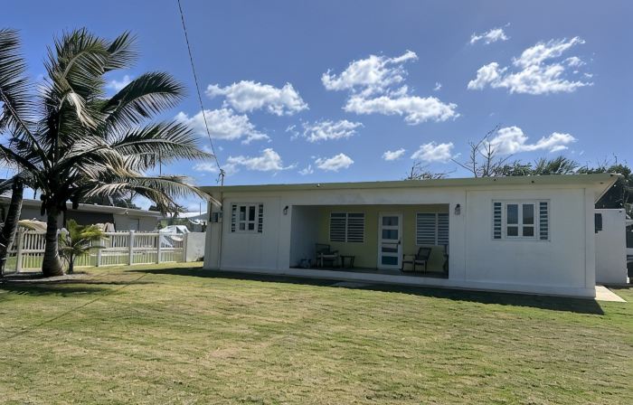 Lovely beach home with amazing grounds and private swimming pool