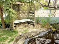 Nice Wooden House, a few steps from the beach - sleeps 6 - Strategic location - WiFi