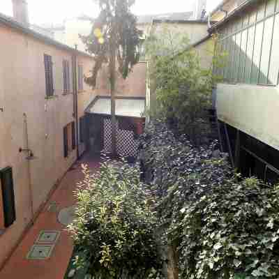 Completely renovated apartment in the center Hotel Exterior