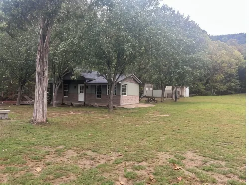Yellowstone Theme Cabin at EFA