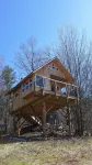 Cozy warm treehouse with Amazing views!  Winter Paradise! Hike from cabin - Alphydda