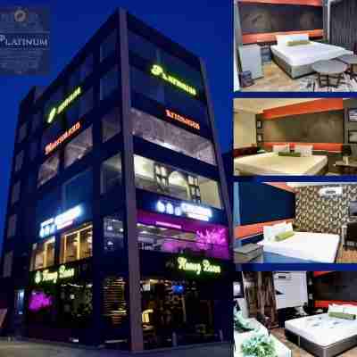 Hotel Platinum Hotel Exterior