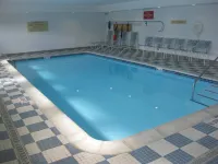 Country Inn & Suites by Radisson, Dearborn, MI - Pools