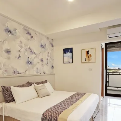Station Sea B&B Hotels near Fang-Liao Station