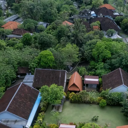 Dream Breeze Village Отели рядом с достопримечательностью «Тирта Улувату»