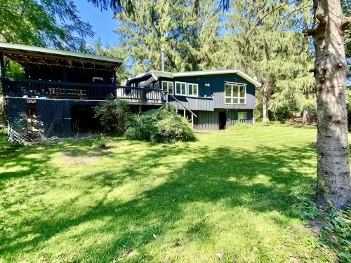 Waterfront Cabin Walkable to Everything! - Hytter