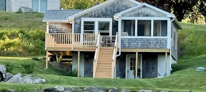 Privately owned water view cottage with fabulous views of Penobscot Bay! ベルファストのホテル