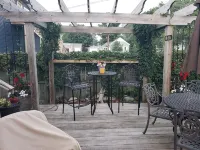 Sleeps 12. Less Than 1.5 Blocks from the Main Intersections Downtown Ludington