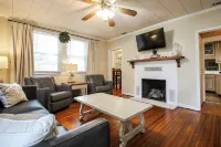Copper Lantern - Three bed cottage in the heart of Richmond Hill - 3-Star