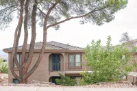 View, Pets OK, Pool, Hot Tub, Pickleball, Tennis, Basketball, Hike/Bike Trails - 4성급