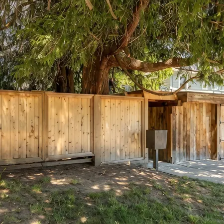 Beautiful Oasis on Lake Washington and Seward Park! Pool and Hottub ⭐️