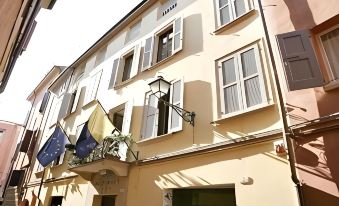 Hotel Cervetta 5