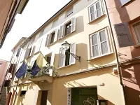 Hotel Cervetta 5