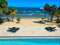 Private Beachfront Villa with Pool. - Villas