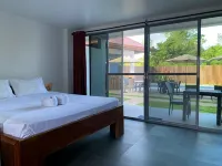 Malipaj Apartments - Condos