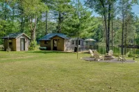 Lake Front Cabin, Media/Game Room, Kayaks, Multi-Level Deck--Newly Remodeled - Feriehus
