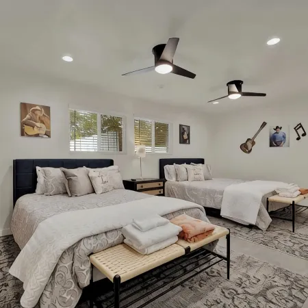 Whitewater River House - Game Room, Firepit, Walking Distance to Whitewater Amphitheater!