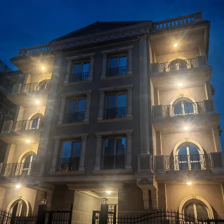 Roadhouse New Cairo Residence