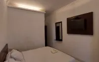 Hotel New Season - 2 Sao