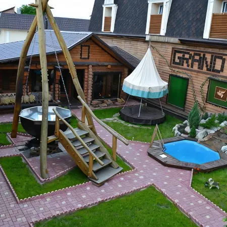 GRAND HOTEL & SPA MAYKOP (Гранд отель и СПА)
