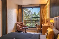 The Hosteller Bam Dehradun, City Centre - Hostels