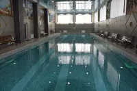 Hotel Aeroport Plaza - Pools