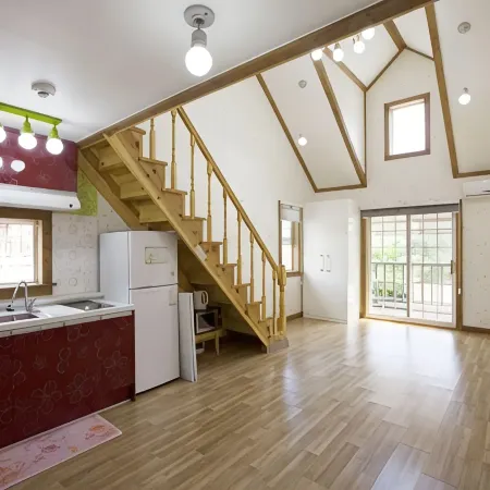 Jecheon Songgye Terrace Punggyeong Pension