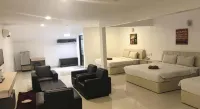 Peach Hill Hotel