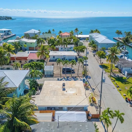 Relaxing Marathon Keys Home, Bikes & Beach Gear Included Near Sombrero Beach