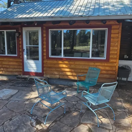 Secluded Luxurious 2‑ Cabin w/WiFi Near Williams, AZ on 18 Acres of Pines