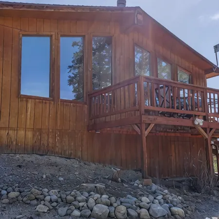 Mountain Base Camp, 2 Bedroom, Wood Stove Amazing Views, Middle of Everything