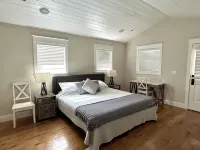 Downtown Tempe Modern Farmhouse:  Luxurious Home Steps Away from ASU & Mill Ave - 방갈로