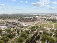 Pack Em Inn 2 – Walk to Lambeau & Titletown - 3-Star