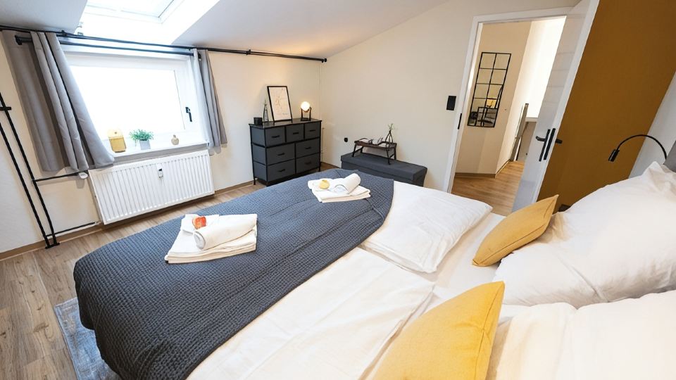 Old building oasis Fulda - quiet, central, terrace, train station 400m -
