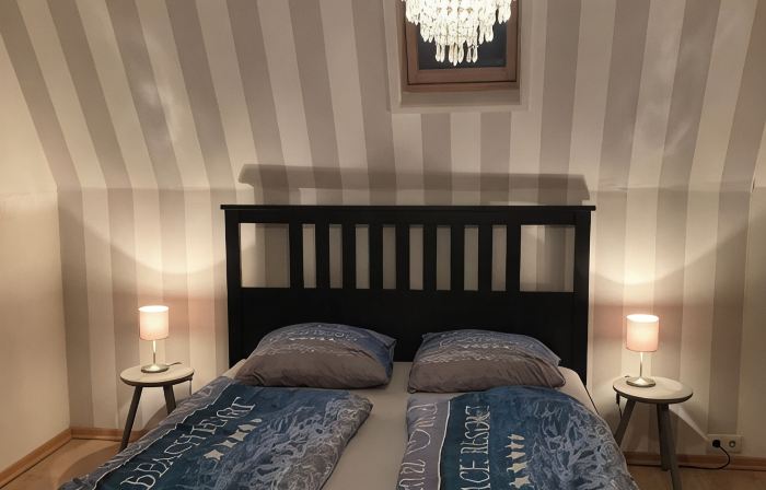 Spacious apartment within walking distance of the beach