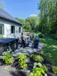 Luxury Barndo Retreat - Sleeps 18, Hot Tub, Lake & Sports Barn