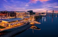 Downtown Charm Meets Waterfront Walk to Everything - 4-Star