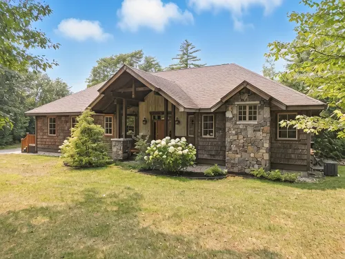 白山山脈距北康韋數分鐘的現代鄉村風山林小屋 - 精品